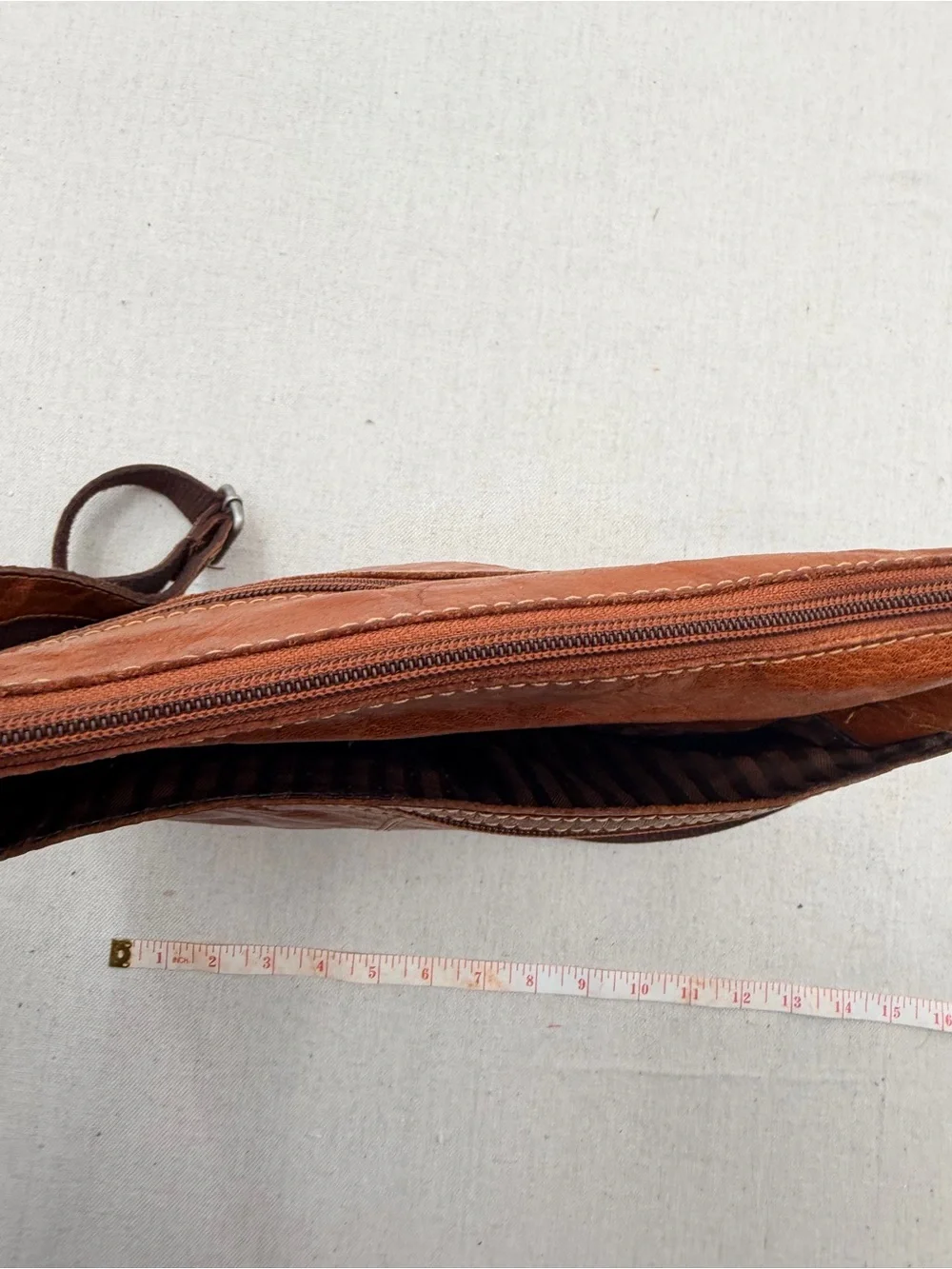 Jack Georges compact brown